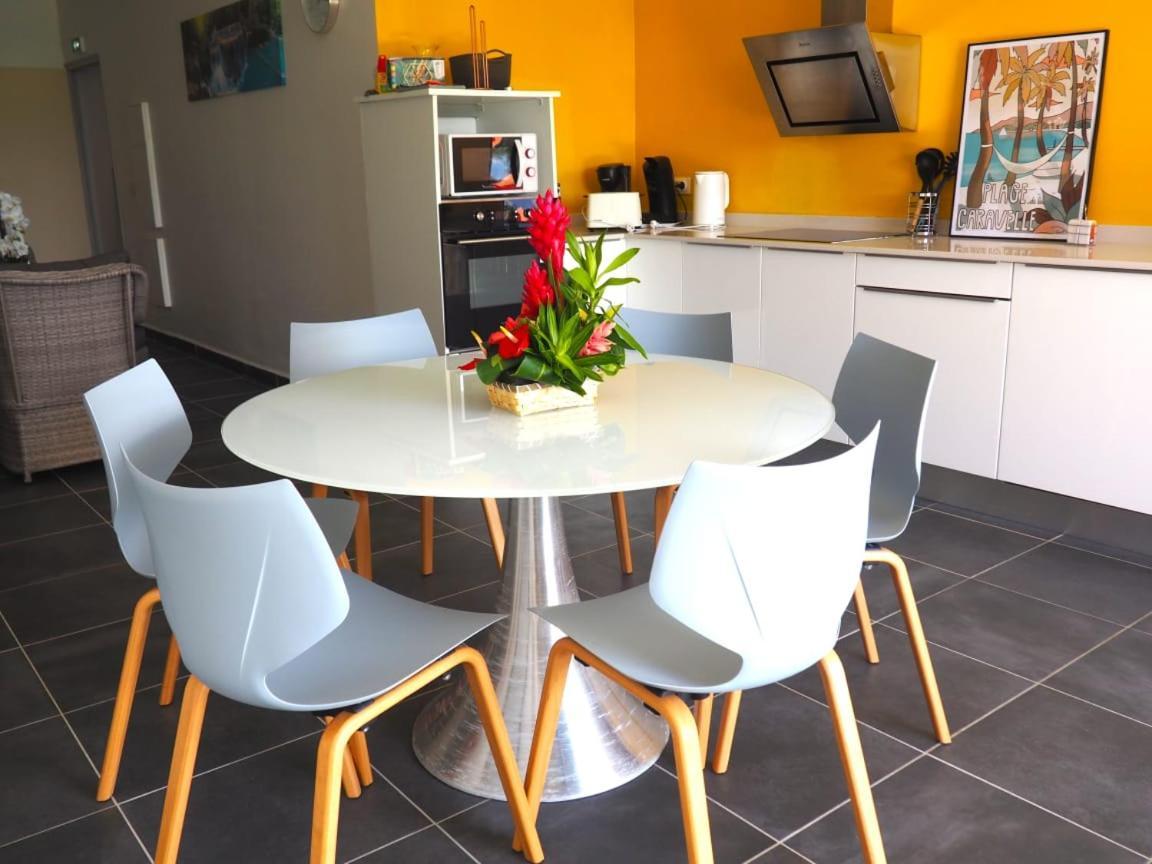 L'Eden De Josephine Apartment Le Moule Bagian luar foto